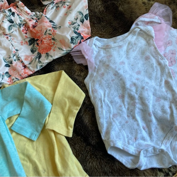 Baby Girl Clothes 3-6 & 6-9 Months Sets Twins and Separates Disney Gerber Dress! - Picture 8 of 10